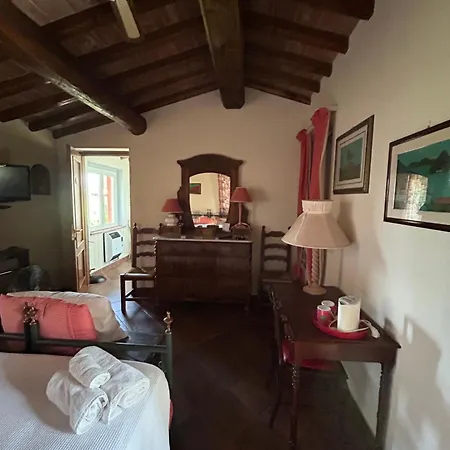 Villa Charming With Swimming Pool-todi, Italy *
