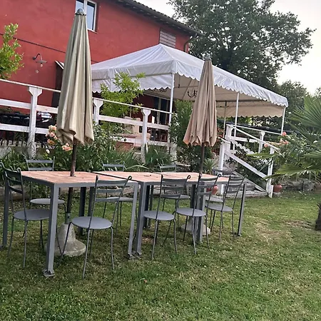 Charming With Swimming Pool-todi, Italy